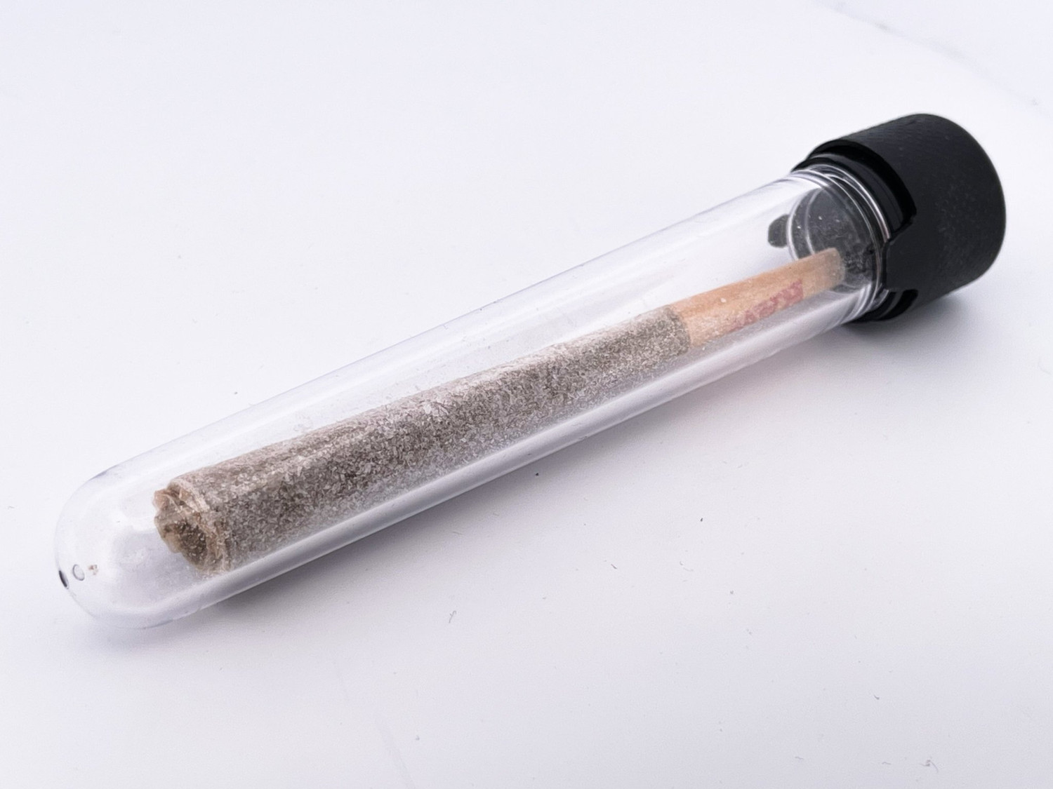 Diamond Dusted THCa Prerolls - Trainwreck (54.5%) — photo 3
